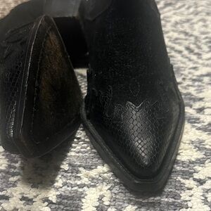 Zadig & Voltaire Black Textured Ankle Boots